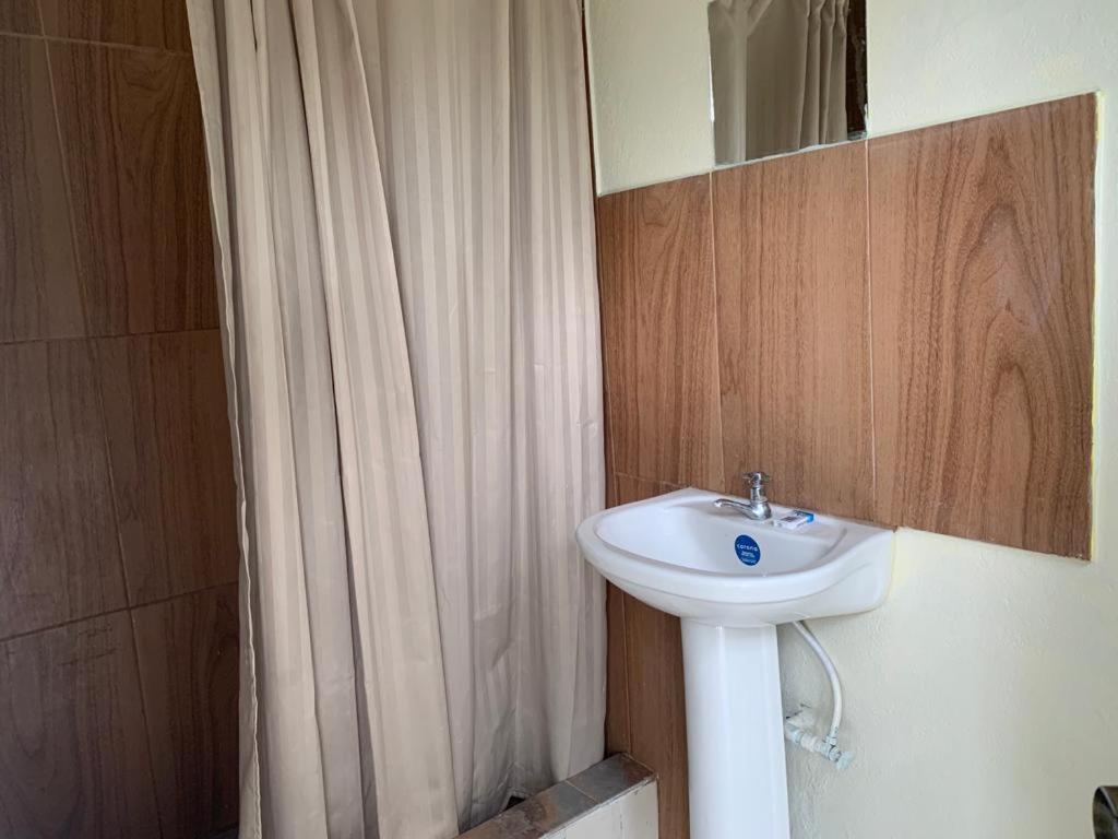 Tha Lagoon Spot Port Antonio Room photo